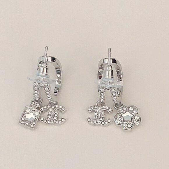 Chanel earrings - Picture 1 of 5
